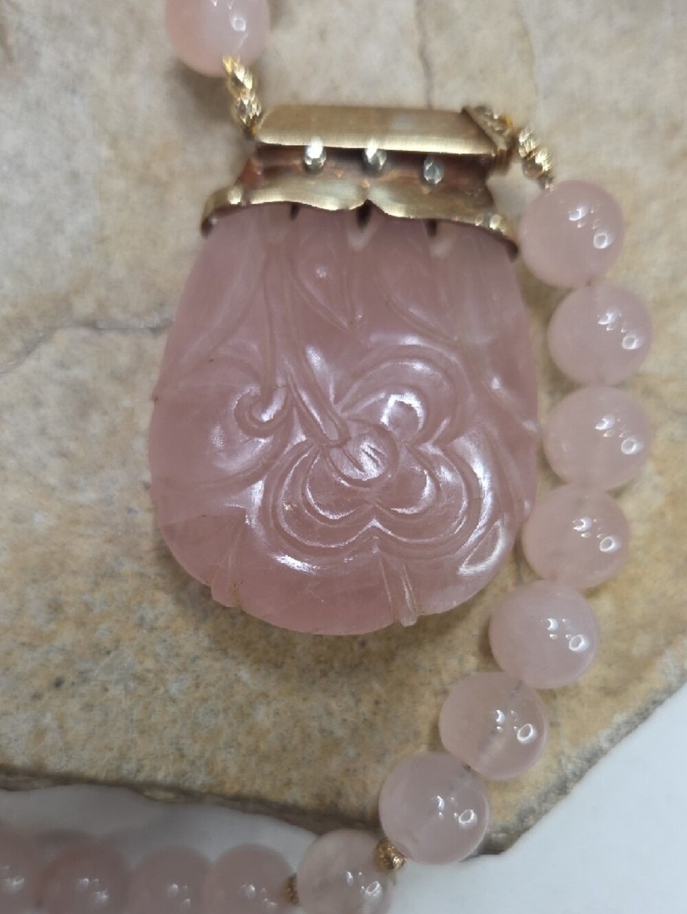 14K Solid Gold With Pink Jadeite Clasp Pendant Pre Antique Jadeite Long Necklace - Picture 7 of 16